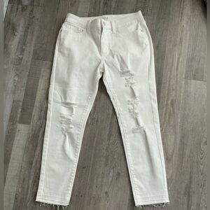 A.N.A. A New Approach White Distressed Skinny Ankle Jeans